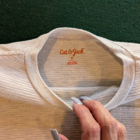 Bundle Boy's Textured Long Sleeve Shirts 5T 💙 - Picture 7 of 7